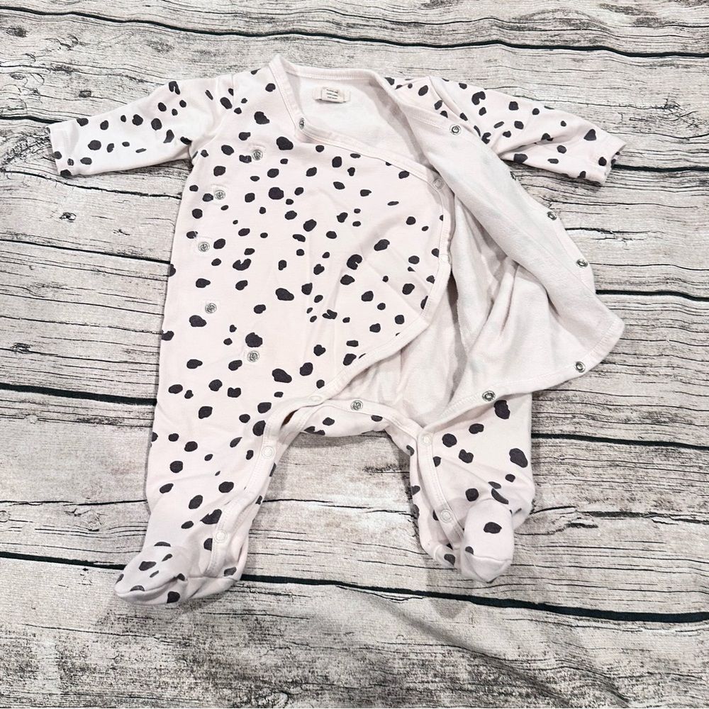 Peek Unisex White and Black Speckled Footie Size 0-3